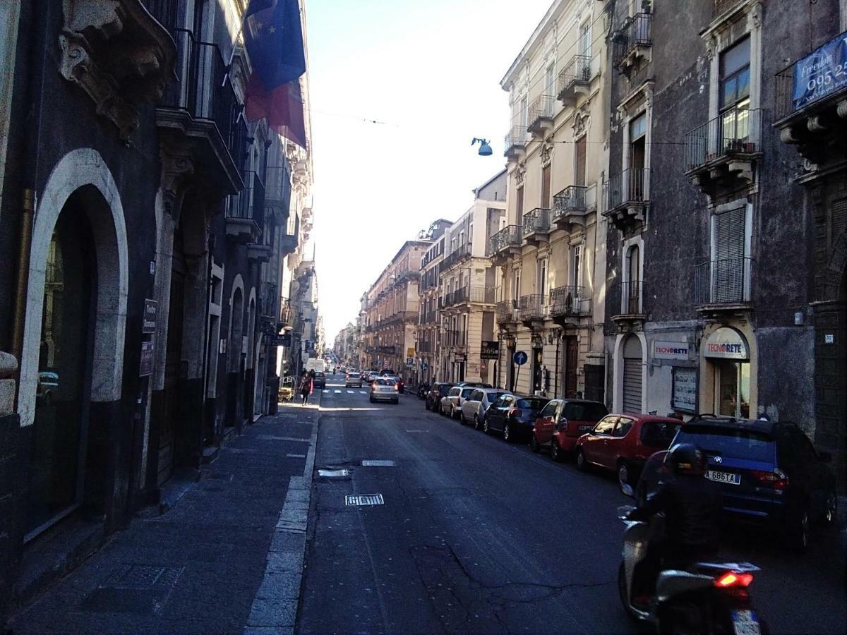Apartament Casa Romans, Via Della Palma, 63 Katania Zewnętrze zdjęcie